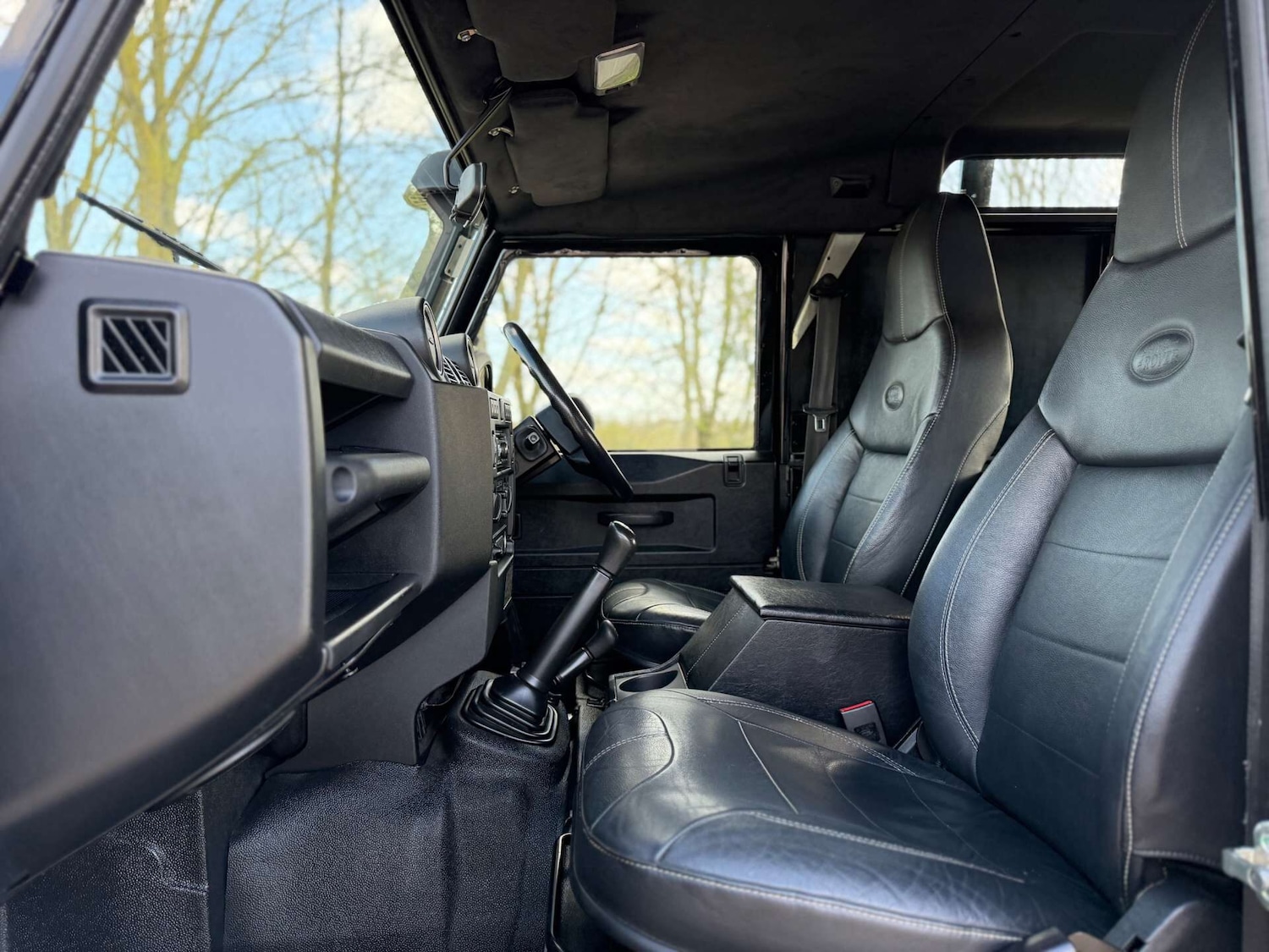 Used Land Rover Defender 2016 for sale - 77915530: Photo 36