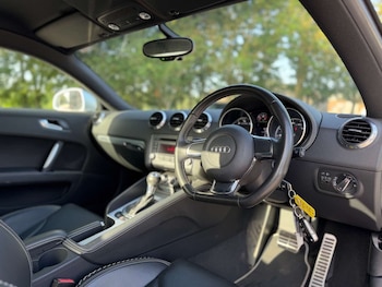 Used Audi TT 2010 for sale - 79173653: Photo
