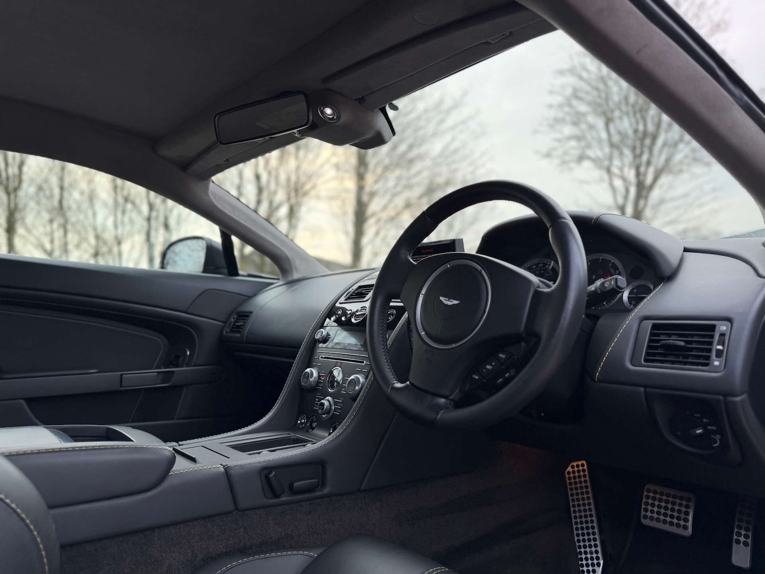 Used Aston Martin Vantage 2015 for sale - 77789399: Photo 16