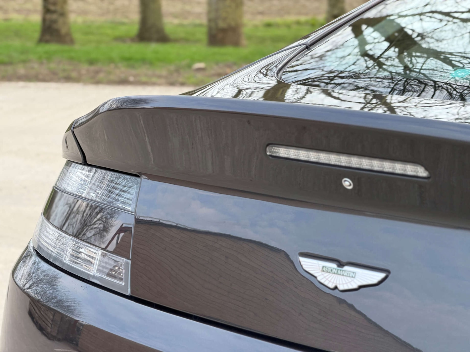 Used Aston Martin Vantage 2015 for sale - 77789399: Photo 17