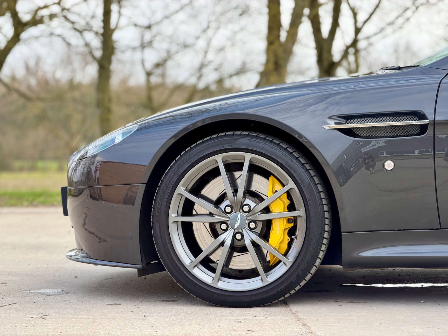 Used Aston Martin Vantage 2015 for sale - 77789399: Photo 24