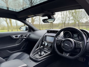 Used Jaguar F-Type 2016 for sale - 77919210: Photo