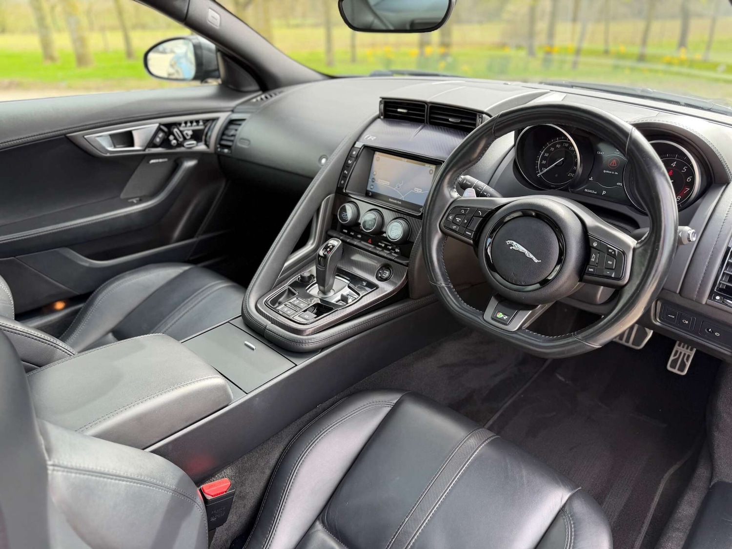 Used Jaguar F-Type 2016 for sale - 77919210: Photo 41