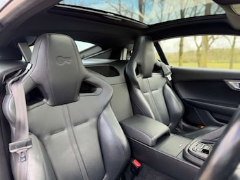 Used Jaguar F-Type 2016 for sale - 77919210: Photo