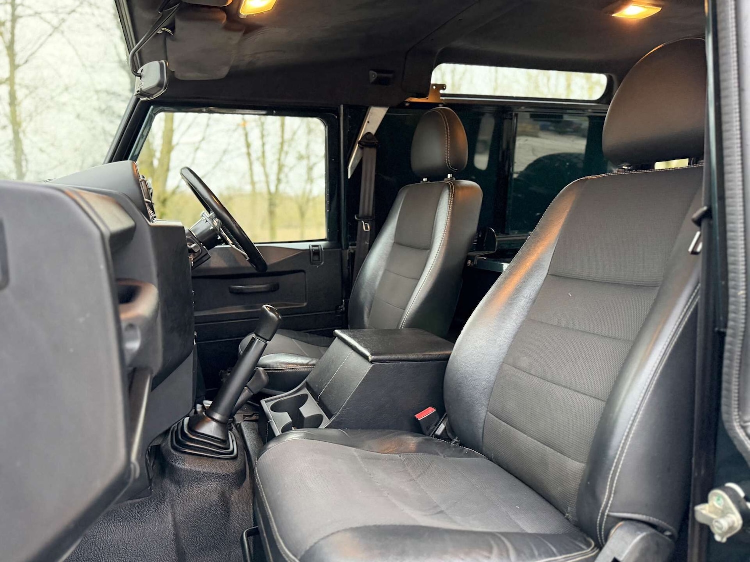 Used Land Rover Defender 2015 for sale - 77533823: Photo 17