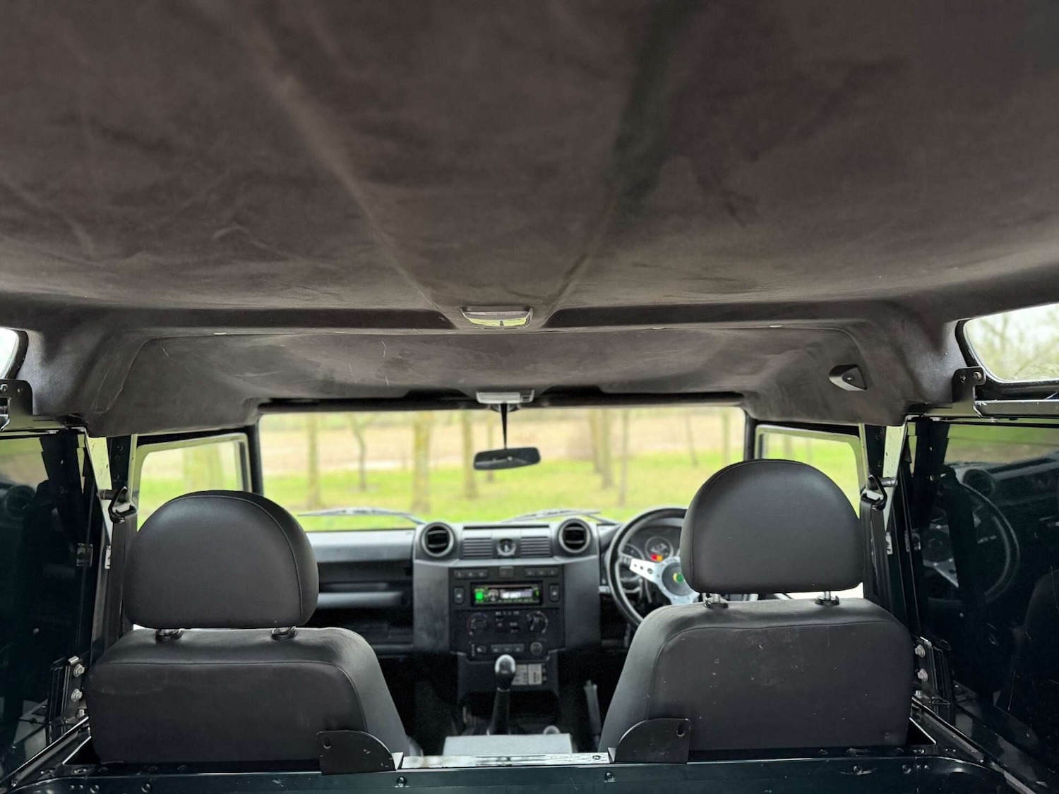 Used Land Rover Defender 2015 for sale - 77533823: Photo 18