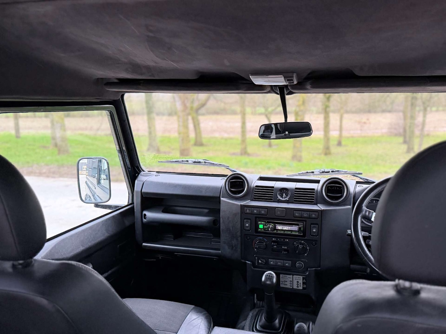 Used Land Rover Defender 2015 for sale - 77533823: Photo 19