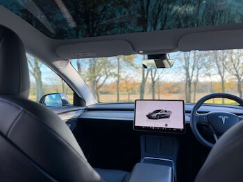 Used Tesla Model 3 2022 for sale - 76977273: Photo