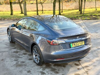 Used Tesla Model 3 2022 for sale - 76977273: Photo