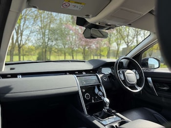 Used Land Rover Discovery Sport 2019 for sale - 78379517: Photo