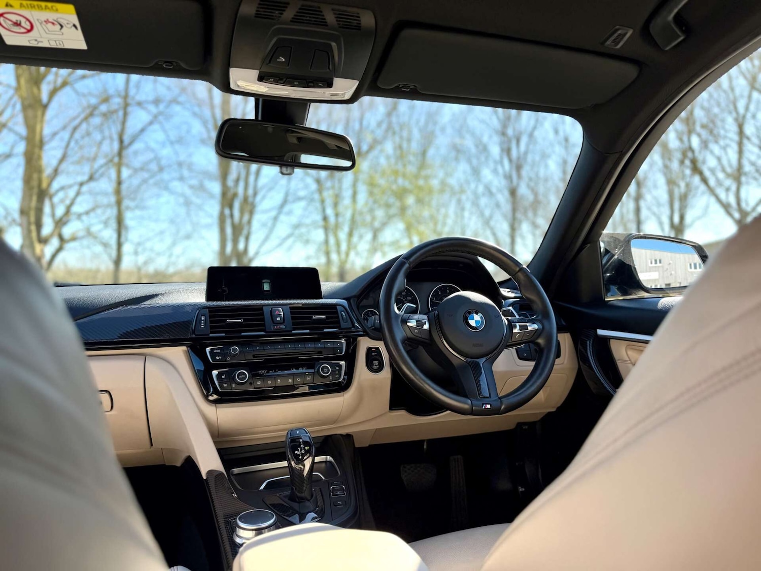 Used BMW 3 Series 2017 for sale - 77961789: Photo 2