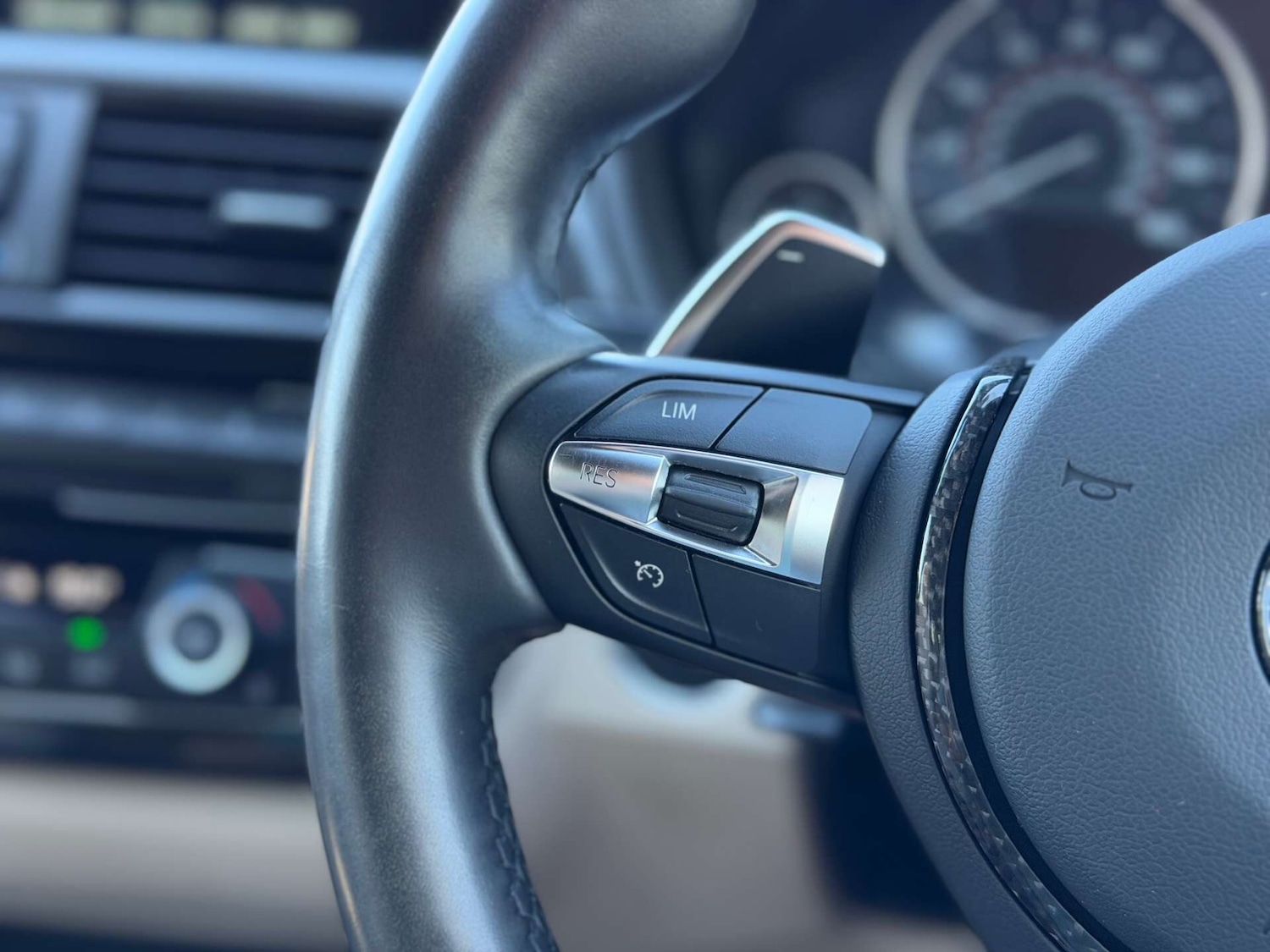 Used BMW 3 Series 2017 for sale - 77961789: Photo 34