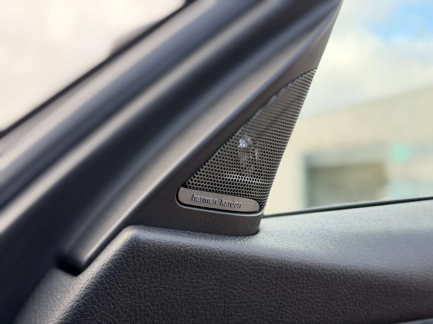 Used BMW 3 Series 2015 for sale - 77802319: Photo 32