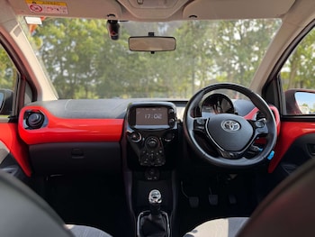 Used Toyota AYGO 2016 for sale - 79393310: Photo