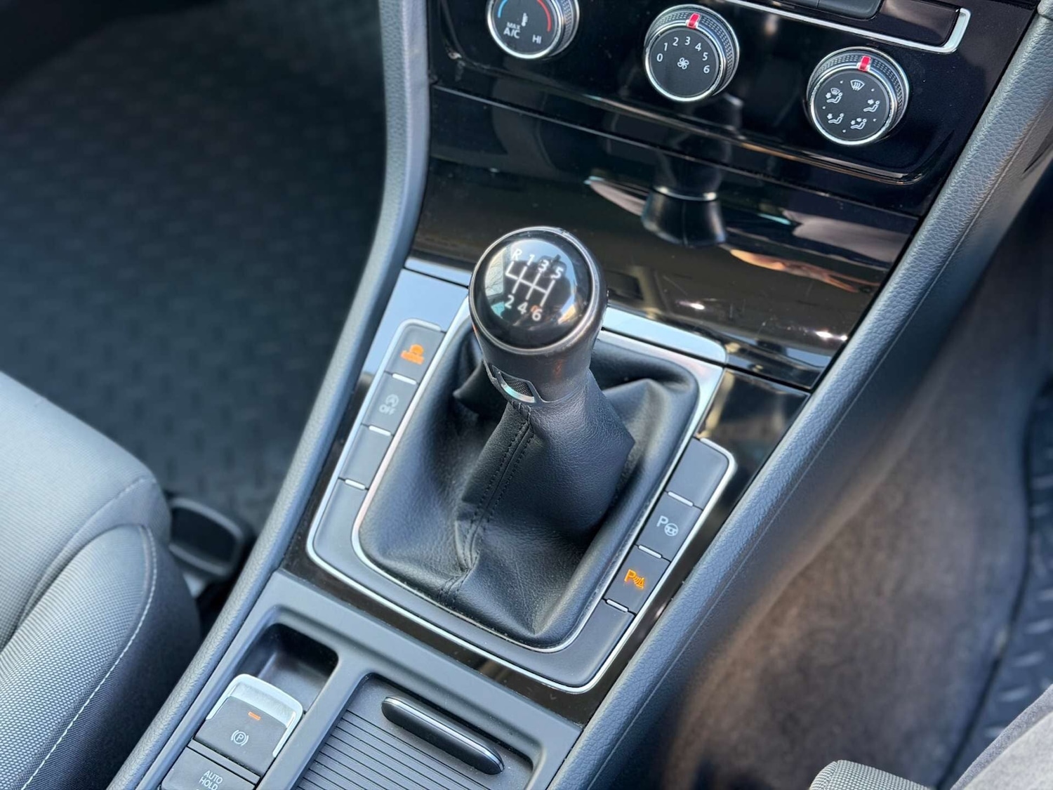 Used Volkswagen Golf 2016 for sale - 77044721: Photo 19