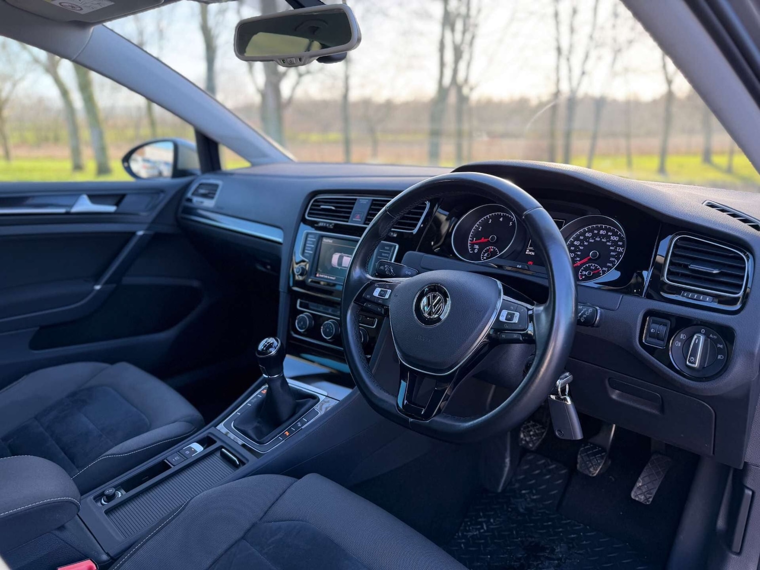 Used Volkswagen Golf 2016 for sale - 77044721: Photo 24