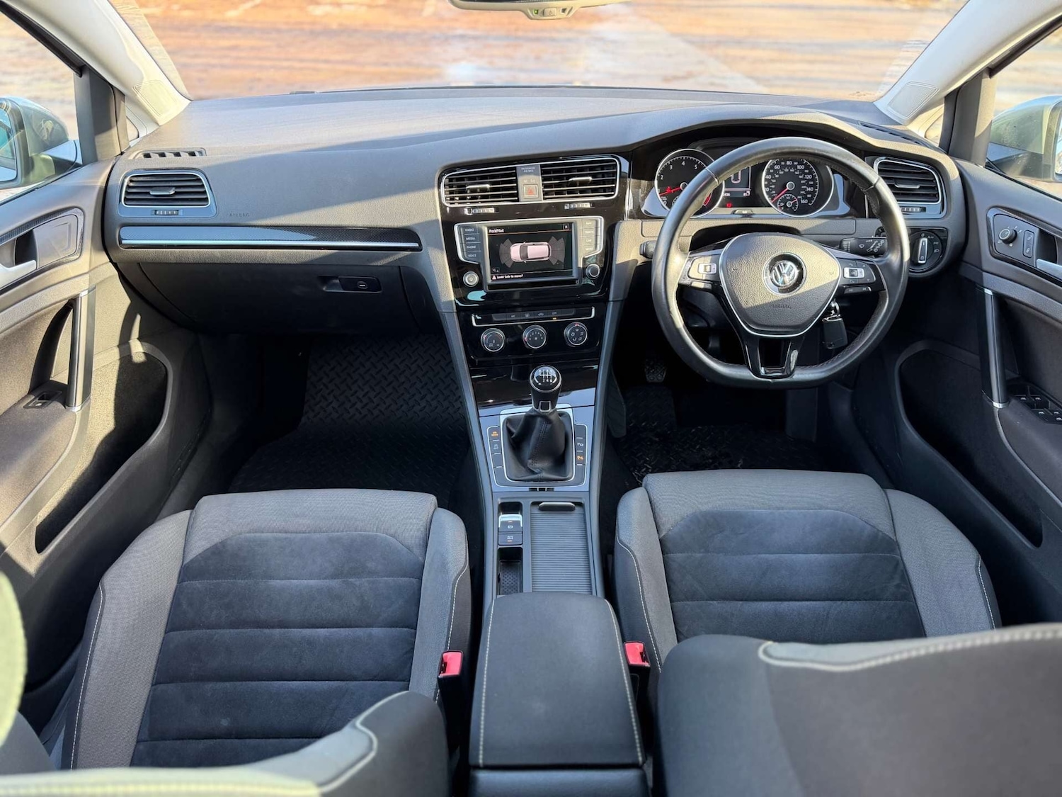 Used Volkswagen Golf 2016 for sale - 77044721: Photo 34