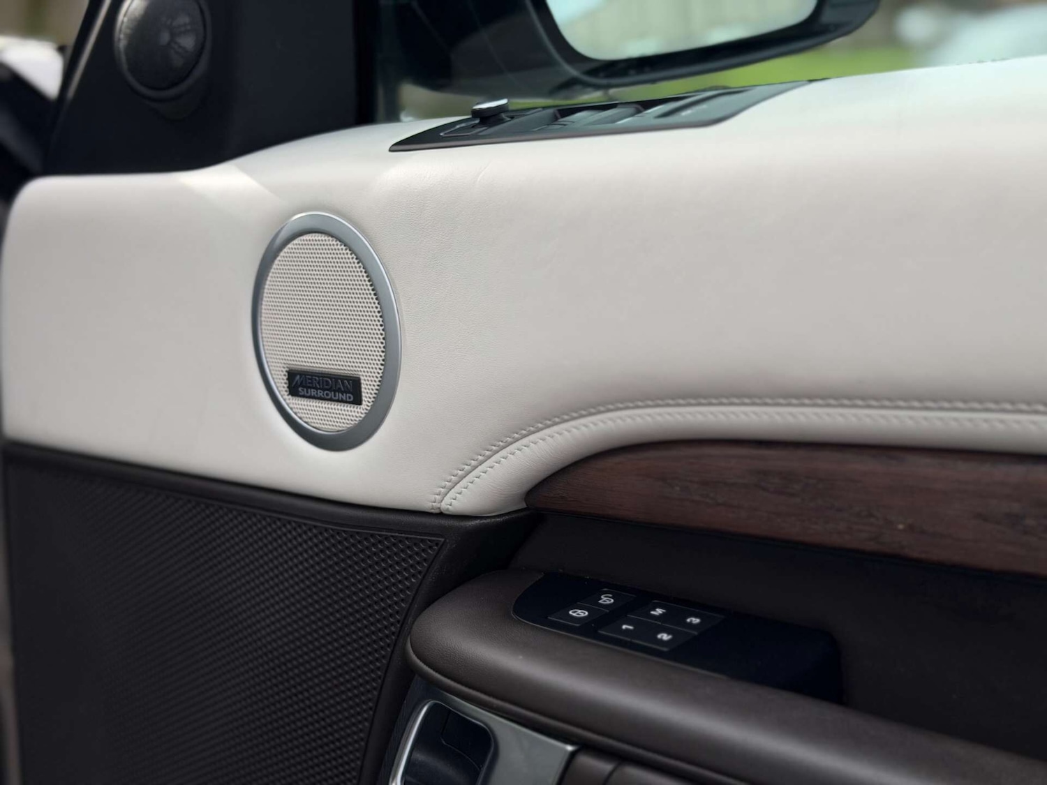 Used Land Rover Discovery 2018 for sale - 77340664: Photo 17