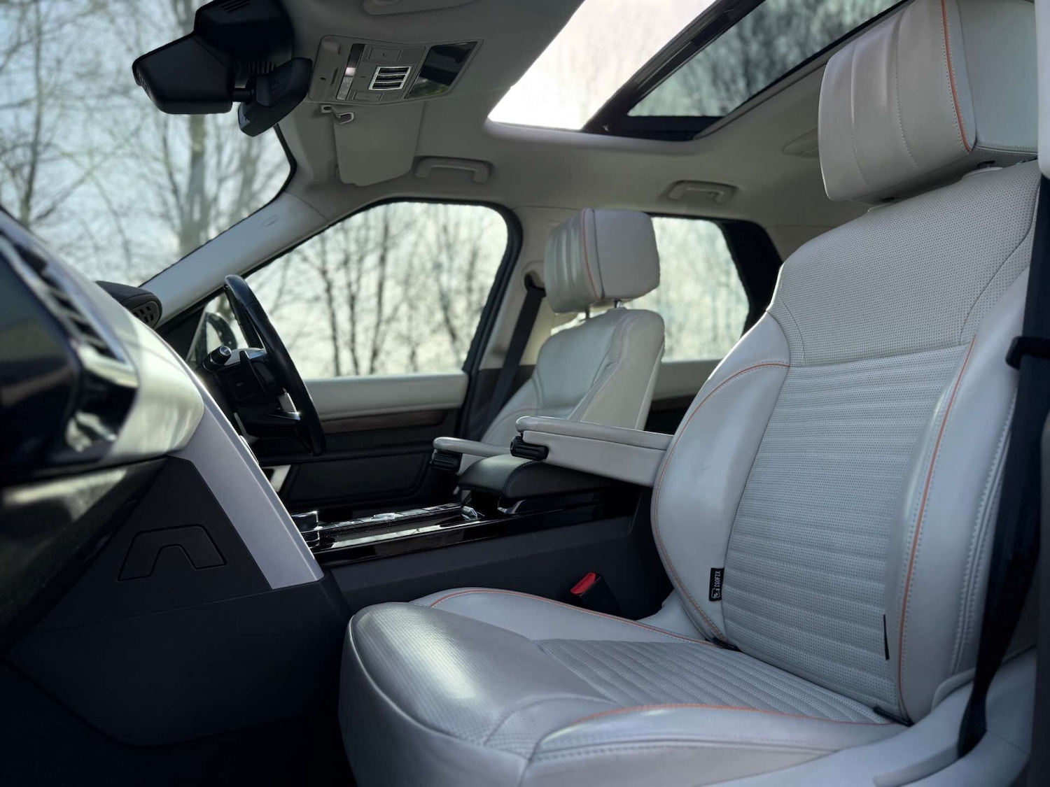 Used Land Rover Discovery 2018 for sale - 77340664: Photo 42