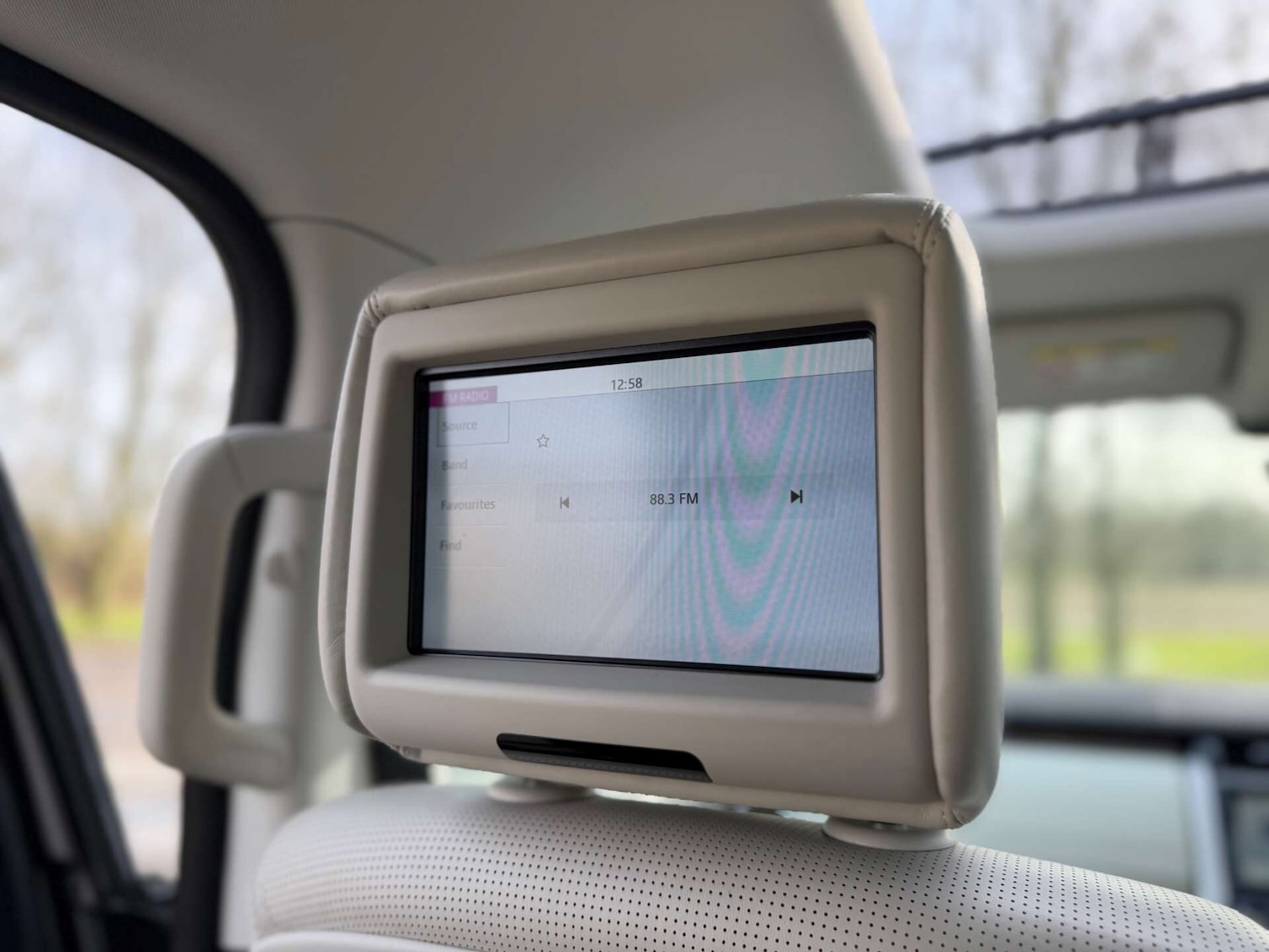 Used Land Rover Discovery 2018 for sale - 77340664: Photo 43