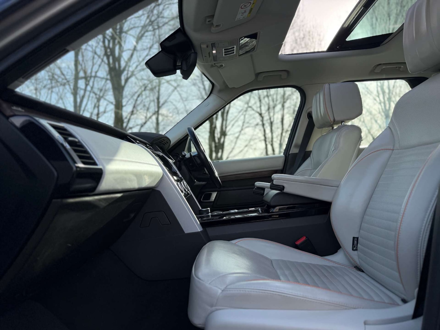 Used Land Rover Discovery 2018 for sale - 77340664: Photo 44