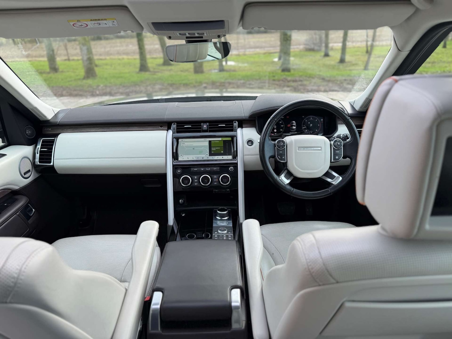 Used Land Rover Discovery 2018 for sale - 77340664: Photo 8