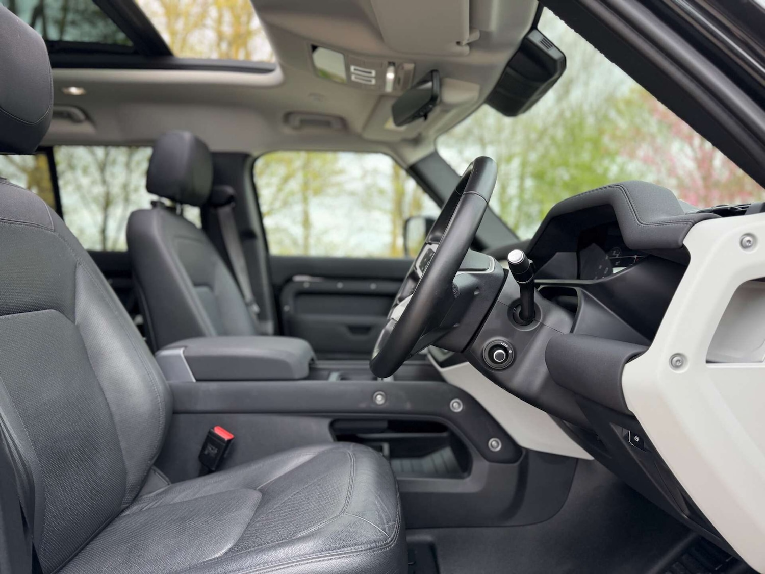 Used Land Rover Defender 2022 for sale - 78219547: Photo 27