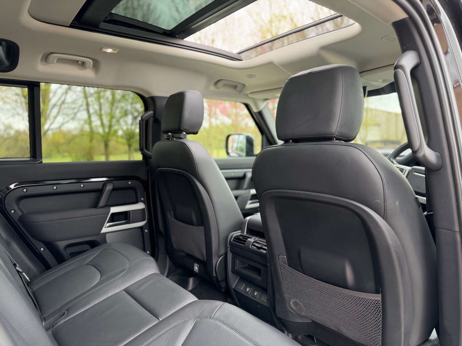 Used Land Rover Defender 2022 for sale - 78219547: Photo 28