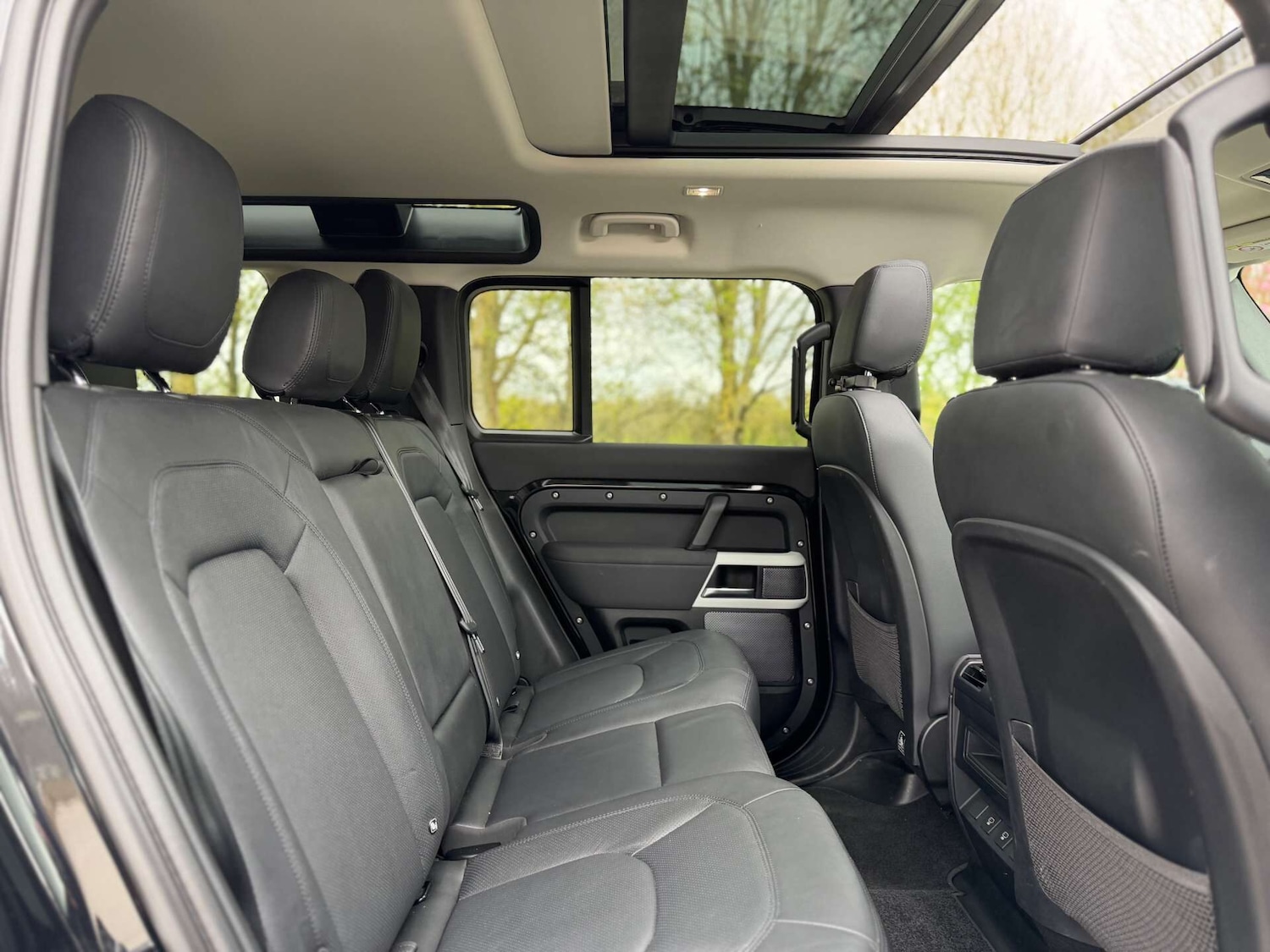 Used Land Rover Defender 2022 for sale - 78219547: Photo 29