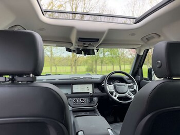 Used Land Rover Defender 2022 for sale - 78219547: Photo