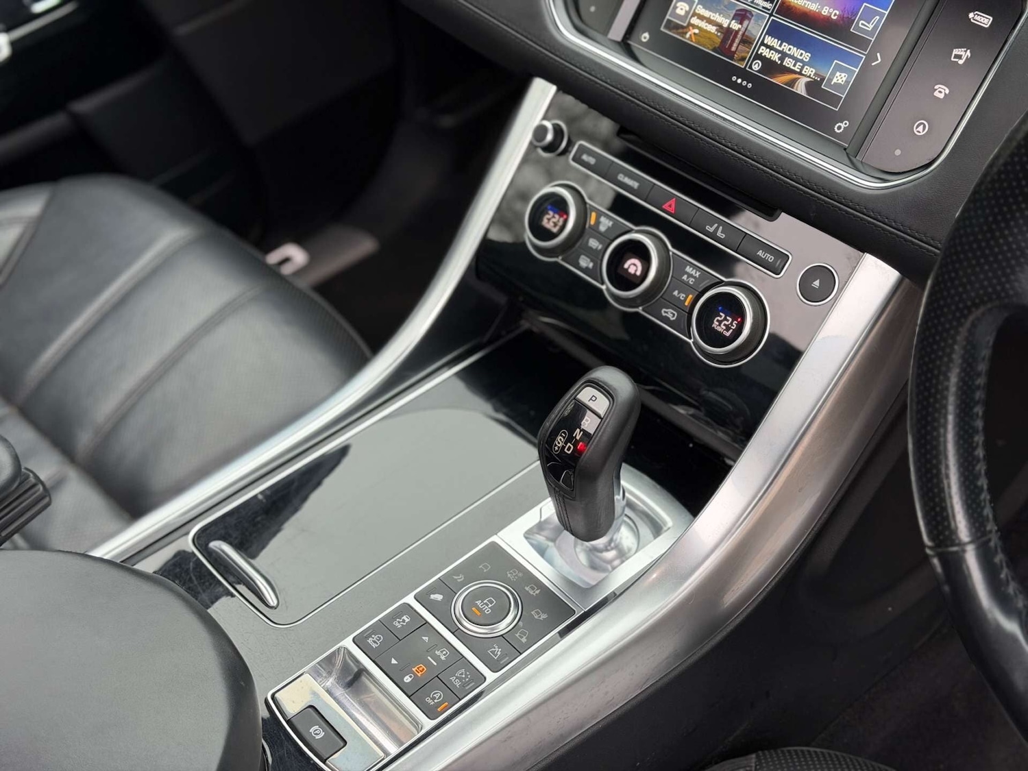 Used Land Rover Range Rover Sport 2015 for sale - 77044722: Photo 32