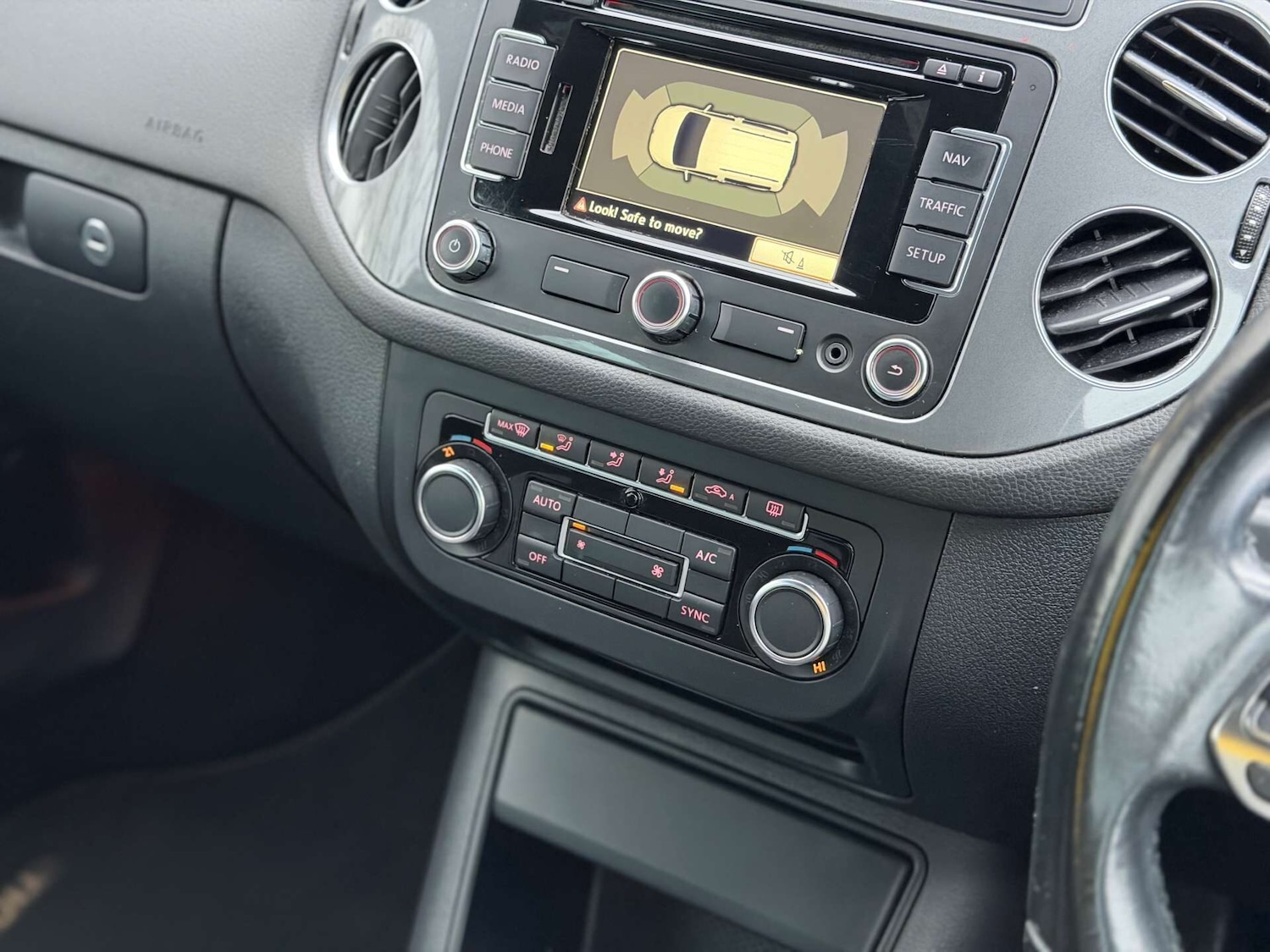 Used Volkswagen Tiguan 2014 for sale - 77533838: Photo 19