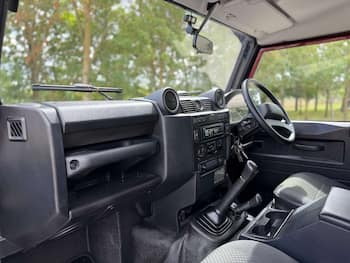 Used Land Rover Defender 2015 for sale - 79815094: Photo