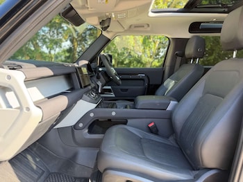 Used Land Rover Defender 2022 for sale - 79234213: Photo