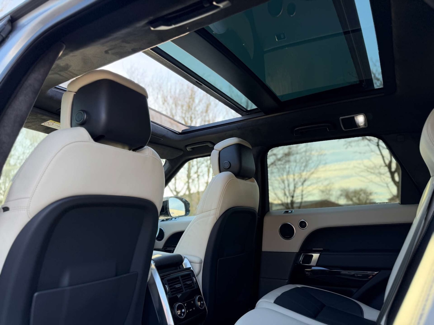 Used Land Rover Range Rover Sport 2019 for sale - 77124106: Photo 37