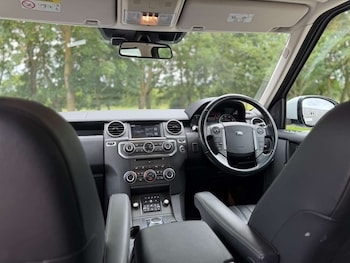 Used Land Rover Discovery 2016 for sale - 79054079: Photo