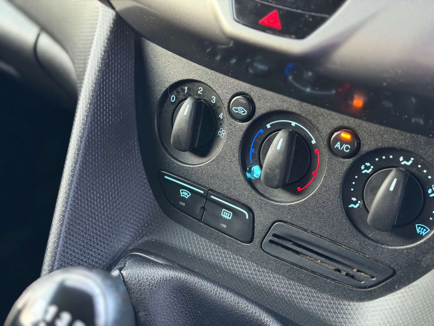 Used Ford Transit Connect 2014 for sale - 77164725: Photo 24