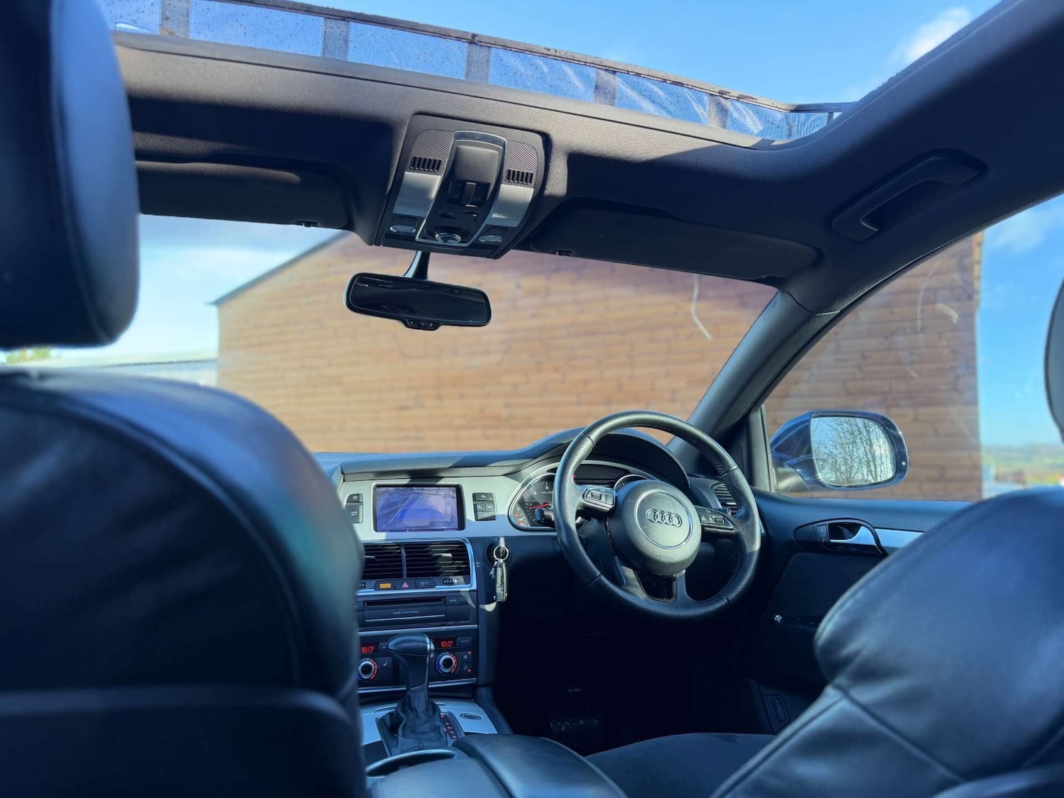 Used Audi Q7 2012 for sale - 77124107: Photo 2