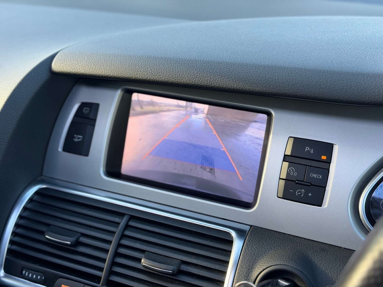 Used Audi Q7 2012 for sale - 77124107: Photo 23