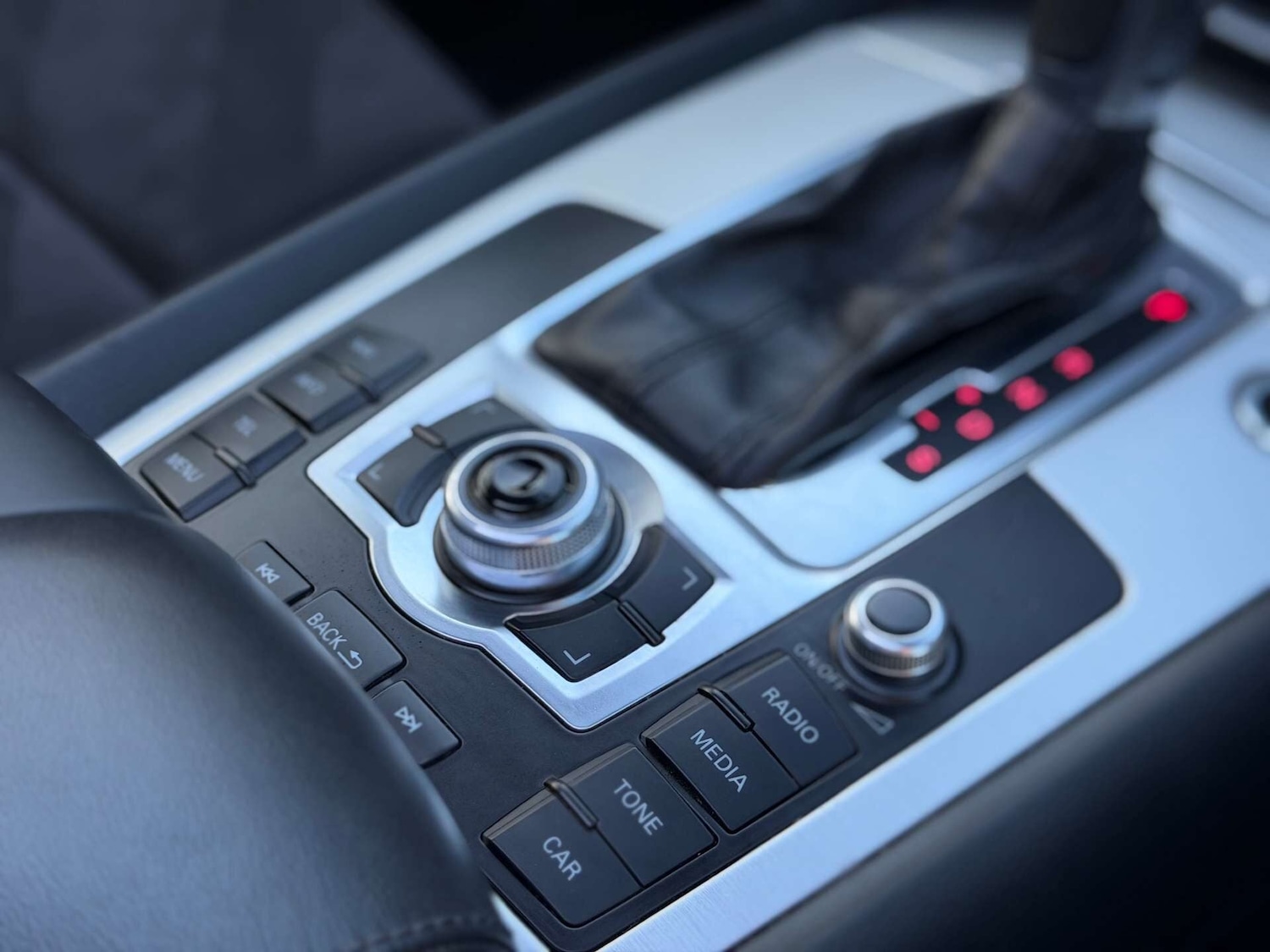 Used Audi Q7 2012 for sale - 77124107: Photo 34