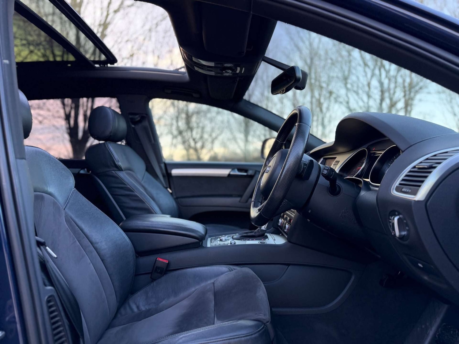 Used Audi Q7 2012 for sale - 77124107: Photo 4