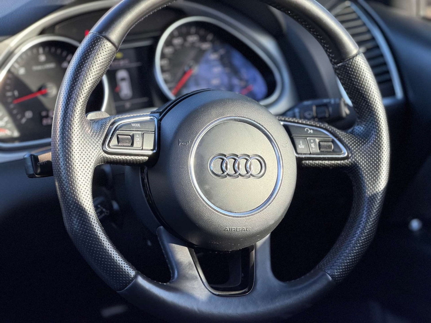 Used Audi Q7 2012 for sale - 77124107: Photo 49