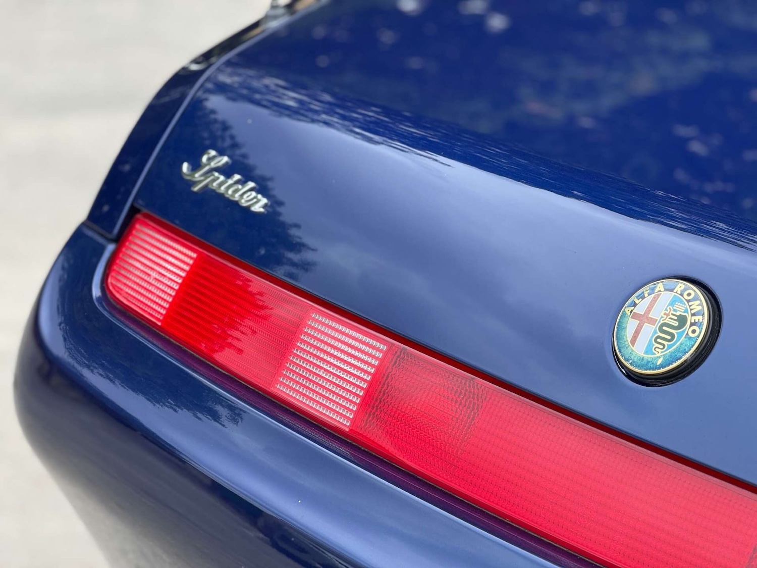 Used Alfa Romeo Spider 2001 for sale - 76977266: Photo 24