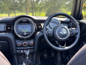 Used MINI Convertible 2017 for sale - 79257685: Photo