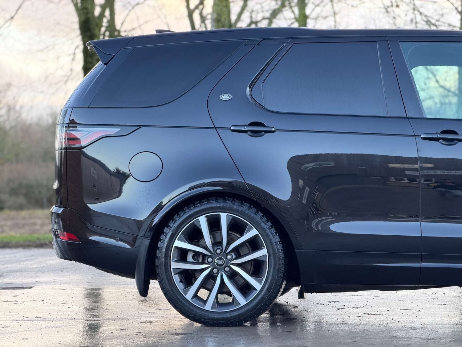 Used Land Rover Discovery 2023 for sale - 77240231: Photo 18