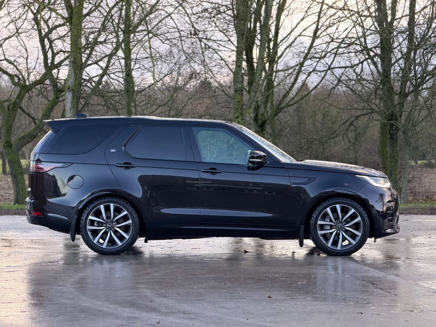 Used Land Rover Discovery 2023 for sale - 77240231: Photo 30