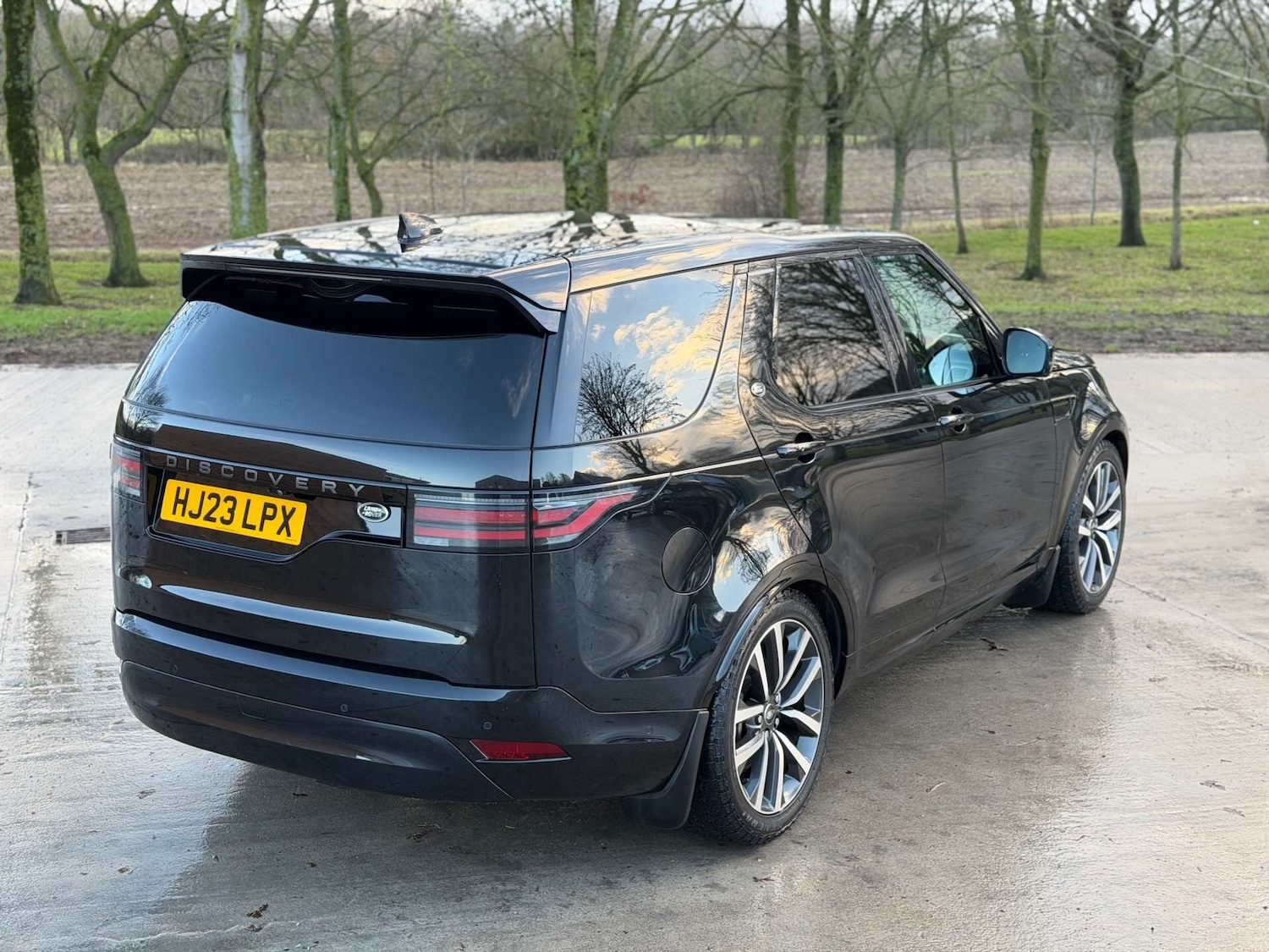 Used Land Rover Discovery 2023 for sale - 77240231: Photo 8