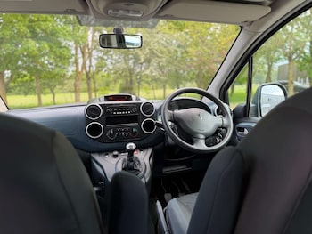 Used Peugeot Partner Tepee 2009 for sale - 78495990: Photo
