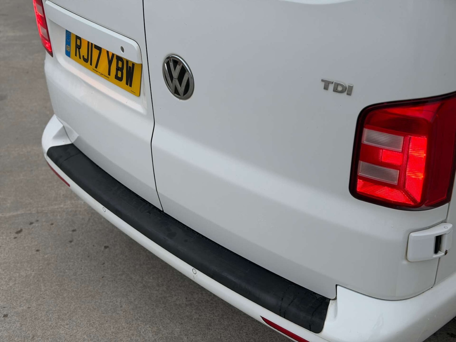 Used Volkswagen Transporter 2017 for sale - 77901071: Photo 14