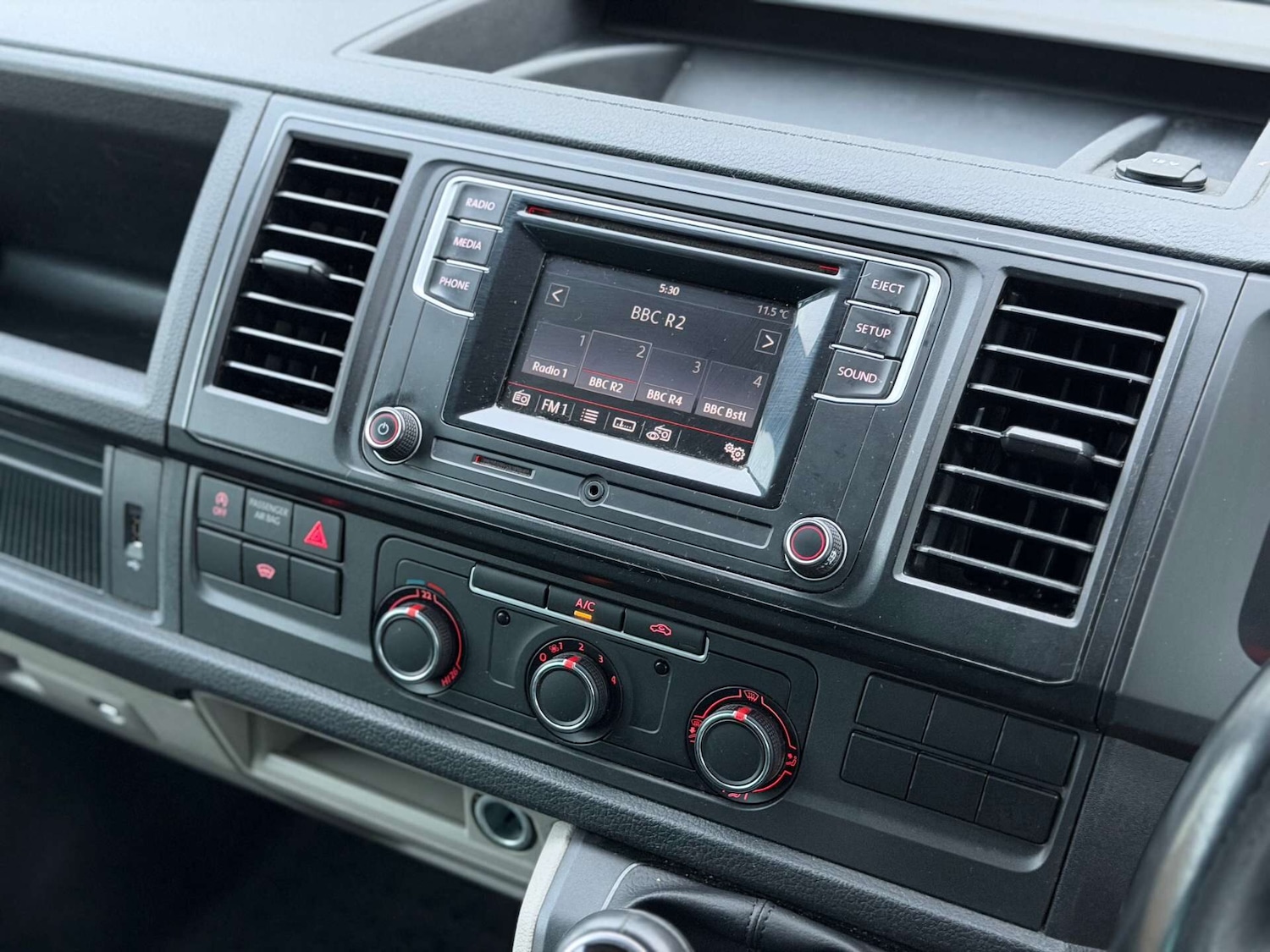 Used Volkswagen Transporter 2017 for sale - 77901071: Photo 15